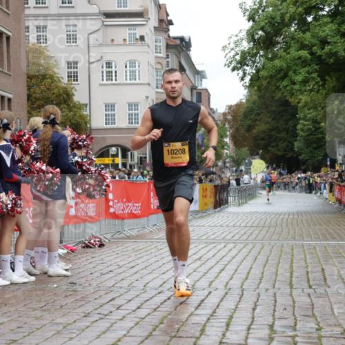 13.09.2026 - Kiel Lauf Yannick Fuchs http://msf.ph/oto/10445058 13.09.2026 12:14:25 Ziel 2565, 9253, 10912, 11085, 2109, 6182, 10208, 9316, 663, 2109, 10160 meine-sportfotos.de
