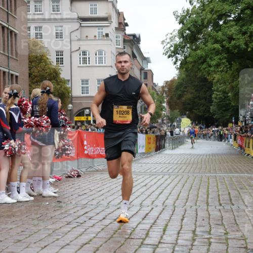 13.09.2026 - Kiel Lauf Yannick Fuchs http://msf.ph/oto/10445062 13.09.2026 12:14:25 Ziel 2565, 9253, 10912, 11085, 2109, 6182, 10208, 9316, 663, 2109, 10160 meine-sportfotos.de