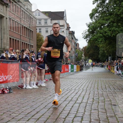 13.09.2026 - Kiel Lauf Yannick Fuchs http://msf.ph/oto/10445066 13.09.2026 12:14:25 Ziel 2565, 9253, 10912, 11085, 2109, 6182, 10208, 9316, 663, 2109, 10160 meine-sportfotos.de