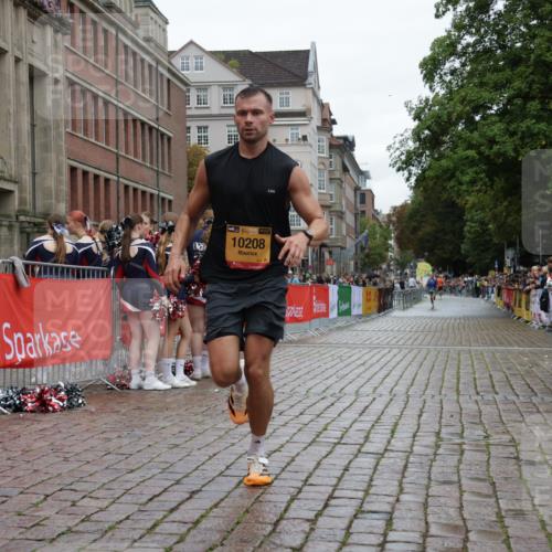 13.09.2026 - Kiel Lauf Yannick Fuchs http://msf.ph/oto/10445074 13.09.2026 12:14:25 Ziel 2565, 9253, 10912, 11085, 2109, 6182, 10208, 9316, 663, 2109, 10160 meine-sportfotos.de