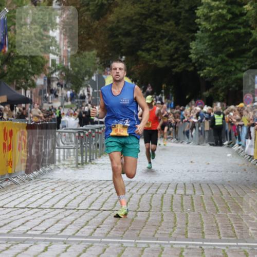 13.09.2026 - Kiel Lauf Yannick Fuchs http://msf.ph/oto/10445115 13.09.2026 12:14:33 Ziel 2565, 11085, 6182, 9253, 10208, 10912, 7208, 9316, 10208 meine-sportfotos.de