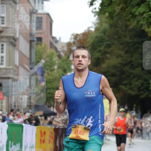 13.09.2026 - Kiel Lauf Yannick Fuchs http://msf.ph/oto/10445131 13.09.2026 12:14:36 Ziel 2565, 11085, 6182, 9253, 10912, 2550, 7208, 9316, 10208 meine-sportfotos.de