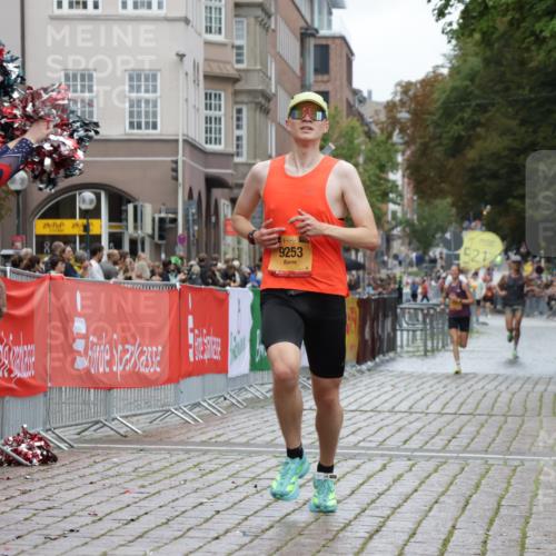 13.09.2026 - Kiel Lauf Yannick Fuchs http://msf.ph/oto/10445166 13.09.2026 12:14:43 Ziel 7208, 9316, 2565, 6182, 9253, 10912, 11085, 2550 meine-sportfotos.de