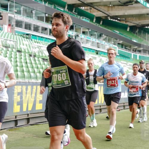 13.09.2026 - 21. swb-Marathon Bremen Michael Burmester http://msf.ph/oto/10445255 13.09.2026 13:07:56 Laufen im Stadion 132, 156, 310, 372, 489, 551, 607, 682, 716, 800, 808, 809, 831, 834, 846, 884, 911, 922, 1083, 1124, 1173, 1189, 1205, 1210, 1285, 1289, 1322, 1364, 1369, 1387, 1395, 1437, 1532, 1545, 1559, 1600, 1688, 1831, 1841, 1848, 1854, 1871, 1899, 1926, 1938, 2003, 2041, 2070, 2090, 2215, 2219, 2229, 2283, 2318, 2366, 2380, 2405, 2440, 2467, 2492, 2565, 2611, 2635, 2699, 2707, 2721, 2727, 2731, 2755, 2782, 2802, 2818, 2831, 2841, 2866, 2897, 2911, 2930, 2949, 2960 meine-sportfotos.de