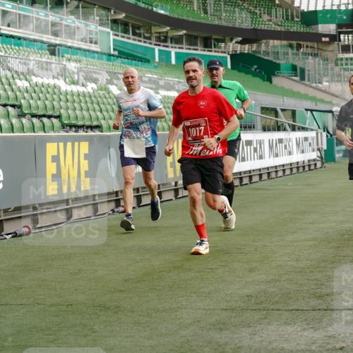 13.09.2026 - 21. swb-Marathon Bremen Michael Burmester http://msf.ph/oto/10445286 13.09.2026 12:45:49 Laufen im Stadion 195, 280, 339, 474, 493, 508, 538, 567, 604, 697, 715, 788, 1017, 1034, 1181, 1241, 1264, 1277, 1301, 1335, 1696, 1863, 1937, 1975, 2020, 2084, 2087, 2297, 2809, 2889, 3092, 3271, 3609, 4110, 4118, 4157, 4328, 5024, 5092, 5238, 5283, 5674, 5719, 5996, 6918, 7206, 7265, 7336, 7478, 7715, 8054, 8096, 8319, 8325, 8331, 8670, 8701, 8756, 8936, 9070, 9129, 9273, 9306, 9495, 9583, 9642, 13034, 13168, 439, 1411, 1667, 1822, 1850 meine-sportfotos.de