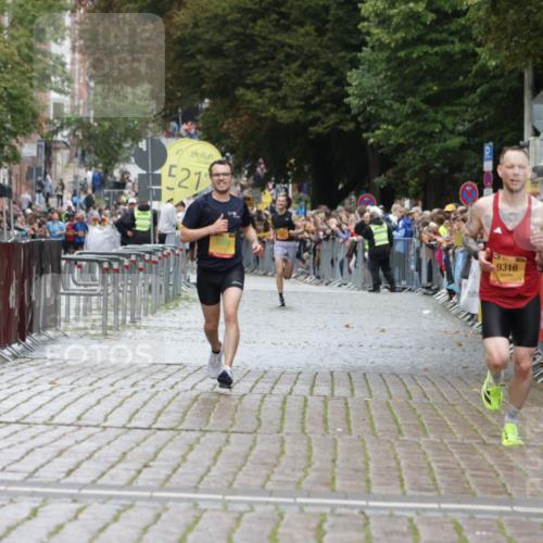 13.09.2026 - Kiel Lauf Yannick Fuchs http://msf.ph/oto/10445299 13.09.2026 12:15:04 Ziel 2550, 9855, 7208, 9316, 11085, 3398, 6871, 8093, 9575, 12196, 2565, 11085 meine-sportfotos.de