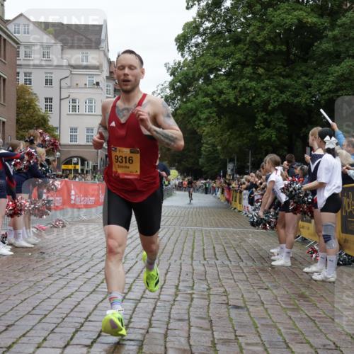 13.09.2026 - Kiel Lauf Yannick Fuchs http://msf.ph/oto/10445327 13.09.2026 12:15:09 Ziel 6871, 8093, 9855, 2550, 7208, 9316, 3398, 3970, 9575, 12196, 2565, 11085 meine-sportfotos.de