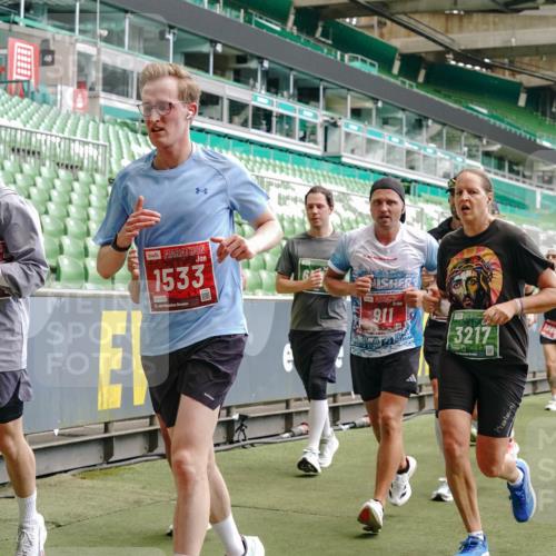 13.09.2026 - 21. swb-Marathon Bremen Michael Burmester http://msf.ph/oto/10445357 13.09.2026 13:07:57 Laufen im Stadion 132, 156, 310, 372, 489, 551, 607, 682, 716, 800, 808, 809, 831, 834, 846, 884, 911, 922, 1083, 1124, 1173, 1189, 1205, 1210, 1285, 1289, 1322, 1364, 1369, 1387, 1395, 1437, 1532, 1545, 1559, 1600, 1688, 1831, 1841, 1848, 1854, 1871, 1899, 1926, 1938, 2003, 2041, 2070, 2090, 2215, 2219, 2229, 2283, 2318, 2366, 2380, 2405, 2440, 2467, 2492, 2565, 2611, 2635, 2699, 2707, 2721, 2727, 2731, 2755, 2782, 2802, 2818, 2831, 2841, 2866, 2897, 2911, 2930, 2949, 2960 meine-sportfotos.de