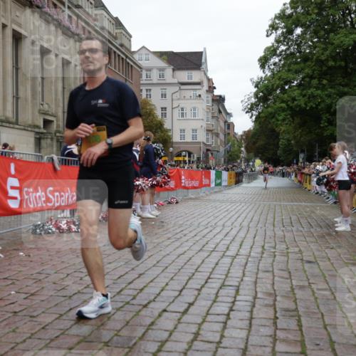 13.09.2026 - Kiel Lauf Yannick Fuchs http://msf.ph/oto/10445379 13.09.2026 12:15:12 Ziel 6871, 8093, 9575, 9855, 2550, 7208, 9316, 3398, 3970, 12196 meine-sportfotos.de