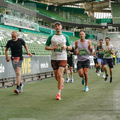 13.09.2026 - 21. swb-Marathon Bremen Michael Burmester http://msf.ph/oto/10445460 13.09.2026 12:45:57 Laufen im Stadion 195, 280, 339, 474, 508, 538, 567, 604, 697, 715, 788, 1017, 1034, 1181, 1241, 1264, 1277, 1301, 1863, 1937, 1975, 2020, 2021, 2084, 2087, 2297, 2809, 2889, 3092, 3271, 3609, 4110, 4157, 4236, 4777, 5024, 5092, 5238, 5283, 5674, 5719, 5996, 6918, 7206, 7265, 7336, 7478, 7715, 8054, 8096, 8319, 8325, 8331, 8670, 8701, 8756, 8936, 8983, 9070, 9129, 9273, 9306, 9495, 9544, 9583, 9642, 13034, 13168, 439, 1411, 1667, 1822, 1850 meine-sportfotos.de