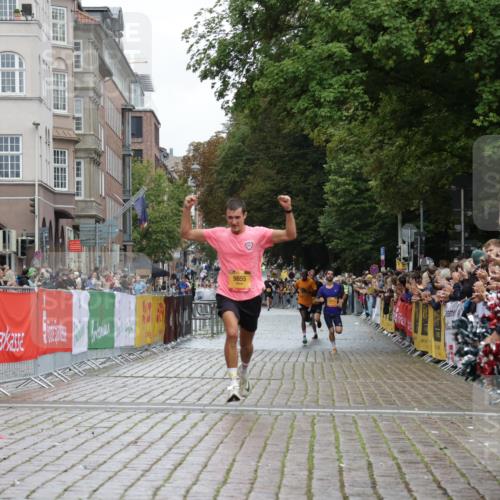 13.09.2026 - Kiel Lauf Yannick Fuchs http://msf.ph/oto/10445473 13.09.2026 12:15:28 Ziel 3398, 3970, 12196, 2550, 6871, 8093, 9575, 9855, 2562, 3194, 10494, 2550, 7208 meine-sportfotos.de