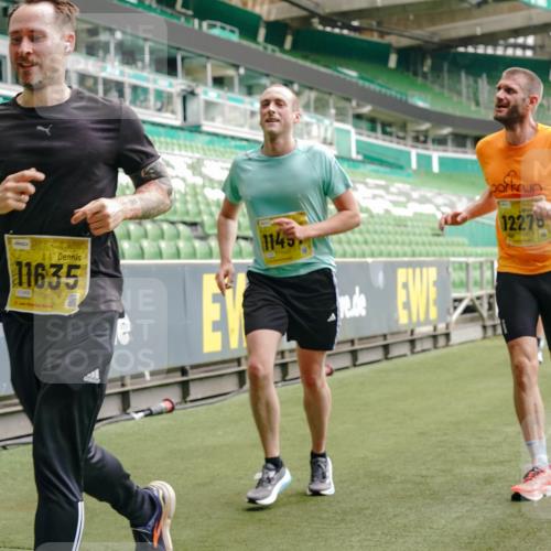 13.09.2026 - 21. swb-Marathon Bremen Michael Burmester http://msf.ph/oto/10445497 13.09.2026 10:29:13 Laufen im Stadion 10162, 10170, 10183, 10189, 10200, 10218, 10223, 10253, 10267, 10270, 10293, 10294, 10316, 10329, 10334, 10348, 10381, 10393, 10421, 10426, 10452, 10467, 10508, 10525, 10537, 10538, 10544, 10585, 10594, 10655, 10709, 10734, 10739, 10761, 10763, 10764, 10770, 10814, 10825, 10827, 10835, 10840, 10876, 10910, 10917, 10923, 10966, 10993, 11005, 11007, 11018, 11035, 11058, 11087, 11092, 11109, 11170 meine-sportfotos.de
