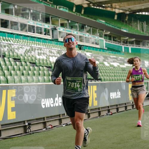 13.09.2026 - 21. swb-Marathon Bremen Michael Burmester http://msf.ph/oto/10445755 13.09.2026 12:46:12 Laufen im Stadion 195, 280, 474, 508, 538, 567, 604, 697, 788, 868, 1017, 1034, 1181, 1241, 1264, 1277, 1863, 1937, 1975, 2020, 2021, 2084, 2087, 2297, 2809, 2889, 3092, 3196, 3271, 3609, 4110, 4157, 4236, 4777, 5024, 5092, 5238, 5283, 5674, 5719, 6053, 6686, 6815, 6918, 7206, 7336, 7478, 7814, 7871, 8054, 8096, 8319, 8325, 8331, 8334, 8670, 8701, 8756, 8936, 8983, 9070, 9129, 9273, 9306, 9495, 9544, 9583, 9642, 9813, 13034, 13168, 439, 1667, 1822, 1850 meine-sportfotos.de