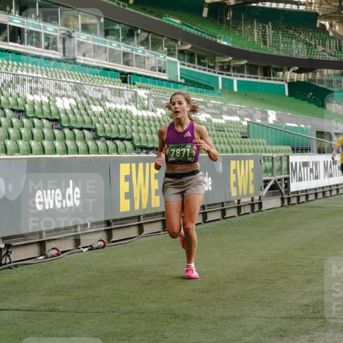 13.09.2026 - 21. swb-Marathon Bremen Michael Burmester http://msf.ph/oto/10445766 13.09.2026 12:46:13 Laufen im Stadion 195, 280, 474, 508, 538, 567, 604, 697, 788, 868, 1017, 1034, 1181, 1241, 1264, 1277, 1863, 1937, 1975, 2020, 2021, 2084, 2087, 2297, 2809, 2889, 3092, 3196, 3271, 3609, 4110, 4157, 4236, 4777, 5024, 5092, 5238, 5283, 5674, 5719, 6053, 6686, 6815, 6918, 7336, 7478, 7814, 7871, 8054, 8096, 8319, 8325, 8331, 8334, 8670, 8701, 8756, 8936, 8983, 9070, 9129, 9273, 9306, 9495, 9544, 9583, 9642, 9813, 13034, 13168, 439, 1667, 1822, 1850 meine-sportfotos.de