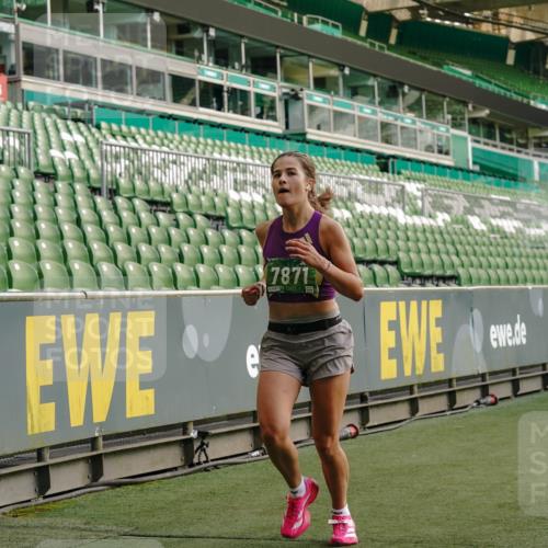 13.09.2026 - 21. swb-Marathon Bremen Michael Burmester http://msf.ph/oto/10445794 13.09.2026 12:46:14 Laufen im Stadion 195, 280, 474, 508, 538, 567, 604, 697, 788, 868, 1017, 1034, 1181, 1241, 1264, 1277, 1863, 1937, 2020, 2021, 2084, 2087, 2297, 2538, 2809, 2889, 3092, 3196, 3271, 3609, 4110, 4157, 4236, 4777, 5024, 5092, 5238, 5283, 5674, 5719, 6053, 6686, 6815, 6918, 7336, 7478, 7814, 7871, 8054, 8096, 8319, 8325, 8331, 8334, 8670, 8701, 8756, 8936, 8983, 9070, 9129, 9273, 9306, 9495, 9544, 9583, 9642, 9813, 13034, 13168, 439, 1667, 1850 meine-sportfotos.de