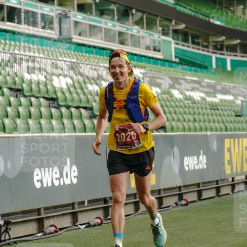 13.09.2026 - 21. swb-Marathon Bremen Michael Burmester http://msf.ph/oto/10445902 13.09.2026 12:46:17 Laufen im Stadion 195, 280, 474, 508, 538, 567, 604, 697, 788, 868, 1017, 1034, 1181, 1241, 1277, 1863, 1937, 2020, 2021, 2084, 2087, 2297, 2538, 2809, 2889, 3092, 3196, 3271, 3424, 3609, 4110, 4157, 4236, 4777, 5024, 5092, 5238, 5283, 5674, 5719, 6053, 6686, 6815, 6918, 7336, 7478, 7814, 7871, 8054, 8096, 8319, 8325, 8331, 8334, 8670, 8701, 8756, 8936, 8983, 9070, 9129, 9273, 9306, 9495, 9544, 9583, 9642, 9813, 13034, 13168, 439, 1667, 1850 meine-sportfotos.de