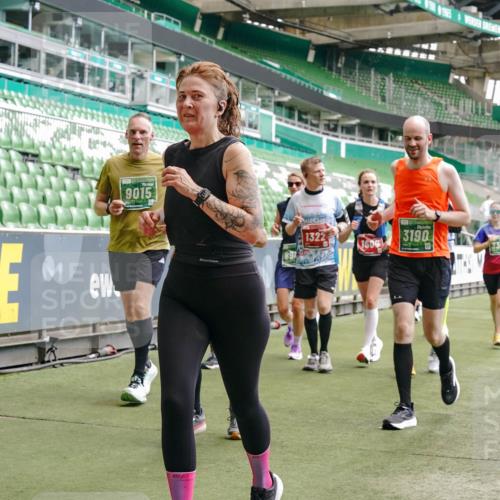 13.09.2026 - 21. swb-Marathon Bremen Michael Burmester http://msf.ph/oto/10445998 13.09.2026 13:08:07 Laufen im Stadion 132, 156, 310, 489, 551, 607, 682, 716, 800, 808, 809, 831, 834, 846, 884, 911, 922, 1025, 1124, 1173, 1189, 1210, 1285, 1289, 1322, 1364, 1369, 1387, 1395, 1398, 1532, 1559, 1600, 1688, 1831, 1841, 1854, 1871, 1899, 1926, 1938, 2003, 2041, 2070, 2090, 2215, 2219, 2229, 2283, 2318, 2366, 2380, 2405, 2413, 2440, 2467, 2492, 2565, 2611, 2635, 2699, 2707, 2721, 2727, 2731, 2755, 2782, 2802, 2818, 2823, 2831, 2841, 2866, 2897, 2911, 2930, 2949, 2960 meine-sportfotos.de