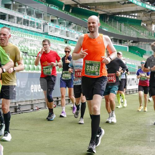 13.09.2026 - 21. swb-Marathon Bremen Michael Burmester http://msf.ph/oto/10446099 13.09.2026 13:08:08 Laufen im Stadion 132, 156, 489, 551, 607, 682, 716, 800, 808, 809, 831, 834, 846, 884, 911, 922, 1025, 1124, 1173, 1189, 1210, 1285, 1289, 1322, 1364, 1369, 1387, 1395, 1398, 1532, 1559, 1600, 1688, 1831, 1841, 1854, 1871, 1899, 1926, 1938, 2003, 2041, 2070, 2090, 2215, 2219, 2229, 2283, 2318, 2366, 2380, 2405, 2413, 2440, 2467, 2492, 2565, 2611, 2635, 2699, 2707, 2721, 2727, 2731, 2755, 2782, 2802, 2818, 2823, 2831, 2841, 2866, 2897, 2911, 2930, 2949, 2960 meine-sportfotos.de