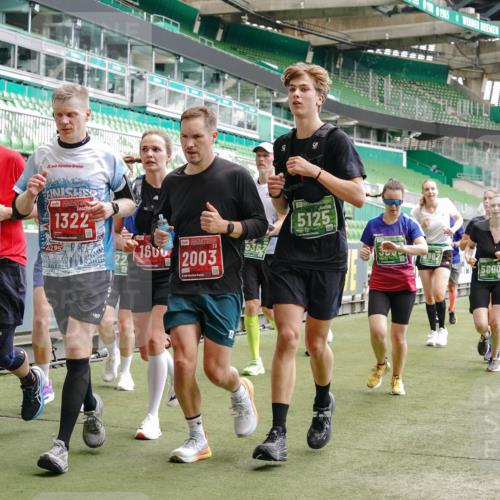 13.09.2026 - 21. swb-Marathon Bremen Michael Burmester http://msf.ph/oto/10446172 13.09.2026 13:08:10 Laufen im Stadion 132, 156, 489, 551, 607, 682, 716, 800, 808, 809, 831, 834, 846, 884, 911, 922, 1025, 1124, 1173, 1189, 1210, 1285, 1289, 1322, 1364, 1369, 1387, 1395, 1398, 1532, 1559, 1600, 1688, 1831, 1841, 1854, 1871, 1899, 1926, 1938, 2003, 2041, 2070, 2090, 2215, 2219, 2229, 2283, 2318, 2366, 2380, 2405, 2413, 2440, 2467, 2492, 2565, 2611, 2635, 2692, 2699, 2721, 2727, 2731, 2755, 2782, 2802, 2818, 2823, 2831, 2841, 2866, 2897, 2911, 2930, 2949, 2960 meine-sportfotos.de