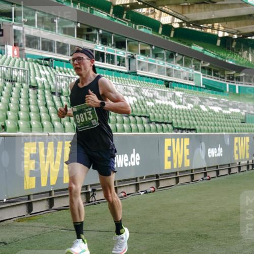 13.09.2026 - 21. swb-Marathon Bremen Michael Burmester http://msf.ph/oto/10446218 13.09.2026 12:46:26 Laufen im Stadion 195, 280, 474, 508, 538, 567, 604, 697, 788, 868, 1017, 1034, 1181, 1241, 1277, 1554, 1863, 2020, 2021, 2084, 2087, 2297, 2538, 2809, 2889, 3092, 3118, 3196, 3271, 3424, 3520, 3609, 4110, 4157, 4236, 4239, 4729, 4777, 4808, 5024, 5092, 5238, 5283, 5674, 5719, 5725, 6053, 6686, 6815, 6918, 7102, 7336, 7478, 7814, 7871, 8054, 8096, 8319, 8325, 8331, 8334, 8670, 8701, 8756, 8936, 8983, 9070, 9129, 9273, 9306, 9495, 9544, 9583, 9642, 9813, 13034, 439, 1667, 1850 meine-sportfotos.de