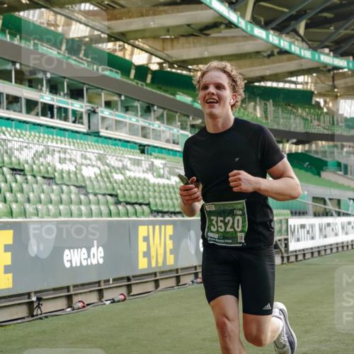 13.09.2026 - 21. swb-Marathon Bremen Michael Burmester http://msf.ph/oto/10446253 13.09.2026 12:46:28 Laufen im Stadion 195, 280, 474, 508, 538, 567, 604, 697, 788, 868, 1017, 1034, 1181, 1241, 1277, 1554, 1863, 2020, 2021, 2084, 2087, 2297, 2538, 2809, 2889, 3092, 3118, 3196, 3271, 3424, 3520, 3609, 4110, 4157, 4236, 4239, 4729, 4777, 4808, 5024, 5092, 5238, 5283, 5674, 5719, 5725, 6053, 6686, 6815, 6918, 7102, 7336, 7478, 7814, 7871, 8054, 8096, 8319, 8325, 8331, 8334, 8670, 8701, 8756, 8936, 8983, 9061, 9070, 9129, 9273, 9306, 9495, 9544, 9583, 9642, 9813, 13034, 439, 1667, 1850 meine-sportfotos.de