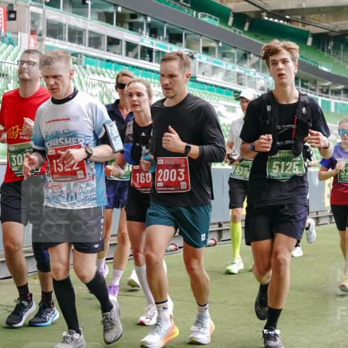 13.09.2026 - 21. swb-Marathon Bremen Michael Burmester http://msf.ph/oto/10446264 13.09.2026 13:08:10 Laufen im Stadion 132, 156, 489, 551, 607, 682, 716, 800, 808, 809, 831, 834, 846, 884, 911, 922, 1025, 1124, 1173, 1189, 1210, 1285, 1289, 1322, 1364, 1369, 1387, 1395, 1398, 1532, 1559, 1600, 1688, 1831, 1841, 1854, 1871, 1899, 1926, 1938, 2003, 2041, 2070, 2090, 2215, 2219, 2229, 2283, 2318, 2366, 2380, 2405, 2413, 2440, 2467, 2492, 2565, 2611, 2635, 2692, 2699, 2721, 2727, 2731, 2755, 2782, 2802, 2818, 2823, 2831, 2841, 2866, 2897, 2911, 2930, 2949, 2960 meine-sportfotos.de