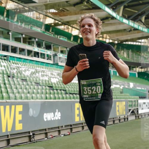 13.09.2026 - 21. swb-Marathon Bremen Michael Burmester http://msf.ph/oto/10446268 13.09.2026 12:46:28 Laufen im Stadion 195, 280, 474, 508, 538, 567, 604, 697, 788, 868, 1017, 1034, 1181, 1241, 1277, 1554, 1863, 2020, 2021, 2084, 2087, 2297, 2538, 2809, 2889, 3092, 3118, 3196, 3271, 3424, 3520, 3609, 4110, 4157, 4236, 4239, 4729, 4777, 4808, 5024, 5092, 5238, 5283, 5674, 5719, 5725, 6053, 6686, 6815, 6918, 7102, 7336, 7478, 7814, 7871, 8054, 8096, 8319, 8325, 8331, 8334, 8670, 8701, 8756, 8936, 8983, 9061, 9070, 9129, 9273, 9306, 9495, 9544, 9583, 9642, 9813, 13034, 439, 1667, 1850 meine-sportfotos.de