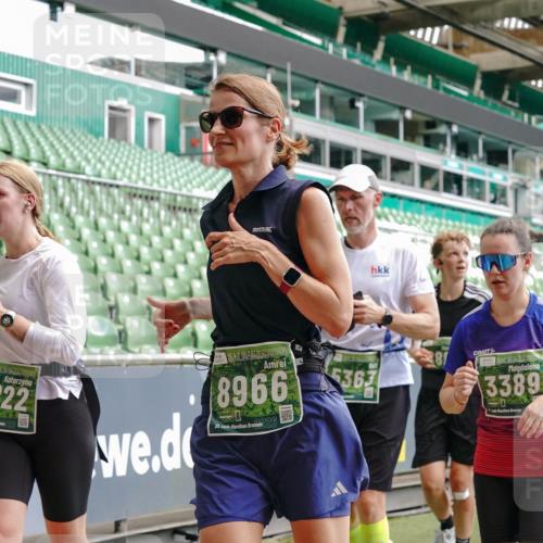 13.09.2026 - 21. swb-Marathon Bremen Michael Burmester http://msf.ph/oto/10446304 13.09.2026 13:08:12 Laufen im Stadion 132, 156, 489, 551, 607, 682, 716, 800, 808, 809, 834, 846, 884, 911, 922, 1025, 1124, 1173, 1189, 1210, 1285, 1289, 1322, 1364, 1369, 1387, 1395, 1398, 1532, 1559, 1600, 1688, 1831, 1841, 1854, 1871, 1899, 1926, 1938, 2003, 2041, 2070, 2090, 2215, 2219, 2229, 2283, 2318, 2366, 2380, 2405, 2413, 2440, 2467, 2492, 2565, 2611, 2635, 2692, 2699, 2721, 2727, 2731, 2755, 2782, 2802, 2818, 2823, 2831, 2841, 2866, 2897, 2911, 2930, 2949, 2960 meine-sportfotos.de