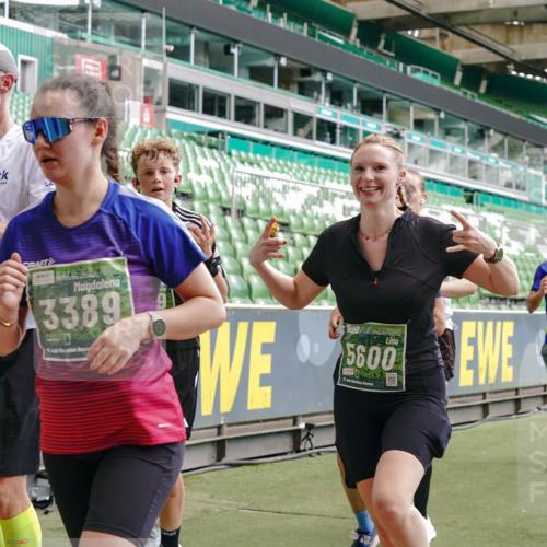 13.09.2026 - 21. swb-Marathon Bremen Michael Burmester http://msf.ph/oto/10446340 13.09.2026 13:08:13 Laufen im Stadion 132, 156, 489, 551, 607, 682, 716, 800, 808, 809, 834, 846, 884, 911, 922, 1025, 1124, 1150, 1173, 1189, 1210, 1285, 1289, 1322, 1364, 1369, 1387, 1395, 1398, 1532, 1559, 1600, 1688, 1831, 1841, 1854, 1871, 1880, 1899, 1926, 1938, 2003, 2041, 2070, 2090, 2215, 2219, 2229, 2283, 2318, 2366, 2380, 2405, 2413, 2440, 2467, 2492, 2565, 2611, 2635, 2692, 2699, 2721, 2727, 2731, 2755, 2782, 2802, 2818, 2823, 2831, 2841, 2866, 2897, 2911, 2930, 2949, 2960 meine-sportfotos.de
