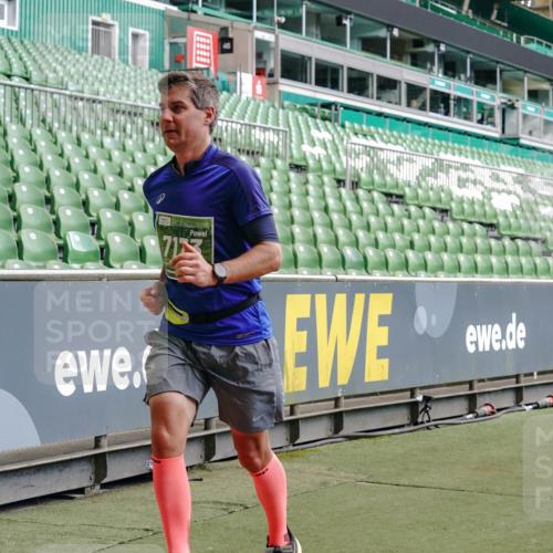 13.09.2026 - 21. swb-Marathon Bremen Michael Burmester http://msf.ph/oto/10446499 13.09.2026 13:08:15 Laufen im Stadion 132, 156, 489, 551, 607, 682, 716, 800, 808, 809, 834, 846, 884, 911, 922, 1025, 1124, 1150, 1173, 1189, 1210, 1285, 1289, 1322, 1364, 1369, 1387, 1395, 1398, 1532, 1559, 1600, 1688, 1831, 1841, 1854, 1871, 1880, 1899, 1926, 1938, 2003, 2041, 2070, 2090, 2215, 2219, 2229, 2283, 2318, 2366, 2380, 2405, 2413, 2440, 2467, 2492, 2565, 2611, 2635, 2692, 2699, 2721, 2727, 2731, 2755, 2782, 2802, 2818, 2823, 2831, 2841, 2866, 2897, 2911, 2930, 2949, 2960 meine-sportfotos.de