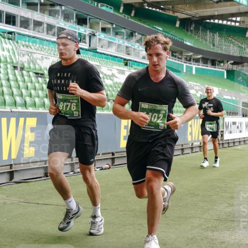 13.09.2026 - 21. swb-Marathon Bremen Michael Burmester http://msf.ph/oto/10446553 13.09.2026 13:08:17 Laufen im Stadion 132, 156, 489, 551, 607, 625, 682, 716, 800, 808, 809, 834, 846, 884, 911, 922, 1025, 1124, 1150, 1173, 1189, 1210, 1285, 1289, 1322, 1364, 1369, 1387, 1395, 1398, 1532, 1559, 1600, 1688, 1831, 1841, 1854, 1871, 1880, 1899, 1926, 1938, 2003, 2041, 2070, 2090, 2215, 2219, 2229, 2283, 2318, 2366, 2380, 2405, 2413, 2429, 2440, 2467, 2492, 2565, 2611, 2635, 2692, 2699, 2721, 2727, 2731, 2755, 2782, 2802, 2818, 2823, 2831, 2841, 2866, 2897, 2911, 2930, 2949, 2960 meine-sportfotos.de