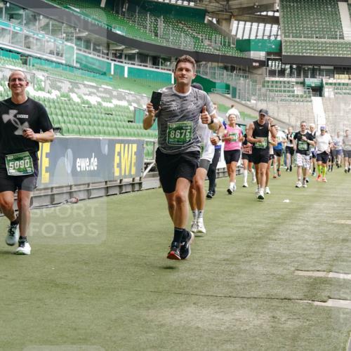 13.09.2026 - 21. swb-Marathon Bremen Michael Burmester http://msf.ph/oto/10446635 13.09.2026 13:08:19 Laufen im Stadion 132, 156, 489, 549, 551, 607, 625, 682, 716, 800, 808, 809, 834, 846, 884, 911, 922, 1025, 1124, 1150, 1173, 1189, 1210, 1285, 1289, 1322, 1364, 1369, 1387, 1395, 1398, 1532, 1559, 1600, 1688, 1831, 1841, 1854, 1871, 1880, 1899, 1926, 1938, 2003, 2041, 2070, 2215, 2219, 2229, 2283, 2318, 2366, 2380, 2405, 2413, 2429, 2440, 2467, 2492, 2565, 2611, 2635, 2692, 2699, 2721, 2727, 2731, 2755, 2782, 2802, 2818, 2823, 2831, 2841, 2866, 2897, 2911, 2930, 2941, 2949, 2960 meine-sportfotos.de