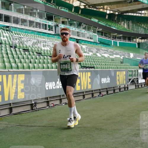 13.09.2026 - 21. swb-Marathon Bremen Michael Burmester http://msf.ph/oto/10446691 13.09.2026 12:46:41 Laufen im Stadion 195, 474, 508, 538, 567, 604, 621, 697, 788, 868, 1017, 1034, 1181, 1241, 1277, 1554, 1863, 2021, 2084, 2087, 2297, 2538, 2646, 2809, 2889, 3118, 3196, 3284, 3297, 3424, 3520, 4025, 4110, 4157, 4236, 4239, 4729, 4777, 4808, 5024, 5238, 5283, 5674, 5719, 5725, 5976, 6053, 6686, 6815, 6918, 7102, 7336, 7478, 7814, 7871, 8054, 8060, 8096, 8319, 8325, 8331, 8334, 8670, 8701, 8756, 8936, 8983, 9061, 9070, 9273, 9306, 9495, 9544, 9642, 9689, 9813, 9918, 13034, 439 meine-sportfotos.de