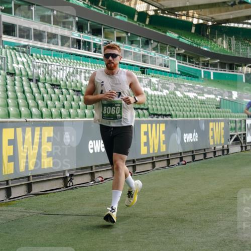 13.09.2026 - 21. swb-Marathon Bremen Michael Burmester http://msf.ph/oto/10446704 13.09.2026 12:46:41 Laufen im Stadion 195, 474, 508, 538, 567, 604, 621, 697, 788, 868, 1017, 1034, 1181, 1241, 1277, 1554, 1863, 2021, 2084, 2087, 2297, 2538, 2646, 2809, 2889, 3118, 3196, 3284, 3297, 3424, 3520, 4025, 4110, 4157, 4236, 4239, 4729, 4777, 4808, 5024, 5238, 5283, 5674, 5719, 5725, 5976, 6053, 6686, 6815, 6918, 7102, 7336, 7478, 7814, 7871, 8054, 8060, 8096, 8319, 8325, 8331, 8334, 8670, 8701, 8756, 8936, 8983, 9061, 9070, 9273, 9306, 9495, 9544, 9642, 9689, 9813, 9918, 13034, 439 meine-sportfotos.de