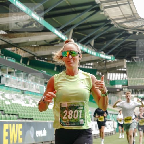 13.09.2026 - 21. swb-Marathon Bremen Michael Burmester http://msf.ph/oto/10446863 13.09.2026 10:29:46 Laufen im Stadion 10162, 10170, 10183, 10193, 10200, 10218, 10233, 10253, 10267, 10294, 10304, 10316, 10334, 10339, 10348, 10359, 10381, 10392, 10421, 10426, 10452, 10467, 10515, 10525, 10537, 10538, 10544, 10585, 10588, 10641, 10652, 10655, 10709, 10734, 10739, 10761, 10763, 10764, 10780, 10808, 10825, 10827, 10835, 10837, 10840, 10862, 10863, 10876, 10884, 10887, 10906, 10910, 10923, 10966, 10984, 10993, 11002, 11005, 11007, 11018, 11035, 11038, 11058, 11087, 11109, 11170 meine-sportfotos.de