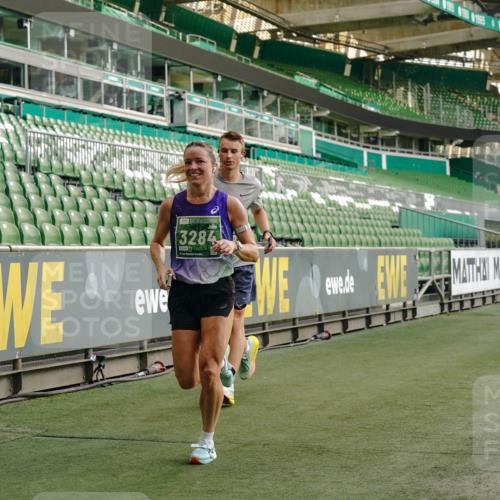 13.09.2026 - 21. swb-Marathon Bremen Michael Burmester http://msf.ph/oto/10446967 13.09.2026 12:46:48 Laufen im Stadion 195, 474, 538, 567, 604, 621, 697, 788, 868, 1017, 1034, 1181, 1241, 1277, 1554, 1863, 2021, 2084, 2087, 2266, 2297, 2538, 2646, 2809, 2889, 3118, 3196, 3284, 3297, 3424, 3520, 4025, 4110, 4157, 4236, 4239, 4614, 4729, 4777, 4808, 4992, 5024, 5238, 5283, 5674, 5719, 5725, 5976, 6053, 6686, 6784, 6815, 6918, 7102, 7336, 7814, 7871, 8060, 8319, 8325, 8331, 8334, 8670, 8701, 8756, 8936, 8983, 9061, 9070, 9273, 9495, 9544, 9689, 9813, 9918, 13034, 439 meine-sportfotos.de