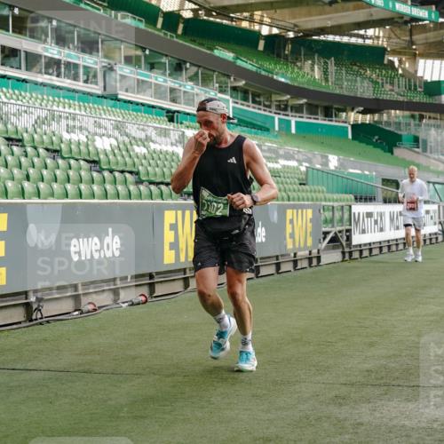 13.09.2026 - 21. swb-Marathon Bremen Michael Burmester http://msf.ph/oto/10447062 13.09.2026 12:46:51 Laufen im Stadion 195, 474, 538, 567, 604, 621, 697, 868, 1017, 1034, 1181, 1241, 1277, 1554, 1863, 2021, 2084, 2087, 2266, 2297, 2538, 2646, 2809, 2889, 3118, 3196, 3284, 3297, 3424, 3520, 4025, 4110, 4157, 4236, 4239, 4614, 4729, 4777, 4808, 4992, 5024, 5238, 5283, 5674, 5719, 5725, 5803, 5976, 6053, 6686, 6708, 6784, 6815, 6918, 7102, 7336, 7538, 7814, 7871, 8060, 8319, 8325, 8331, 8334, 8621, 8670, 8701, 8756, 8936, 8983, 9061, 9273, 9495, 9544, 9689, 9813, 9918, 13034, 439 meine-sportfotos.de