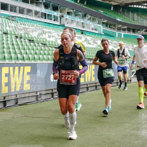 13.09.2026 - 21. swb-Marathon Bremen Michael Burmester http://msf.ph/oto/10447172 13.09.2026 13:08:27 Laufen im Stadion 132, 156, 489, 549, 551, 607, 625, 682, 716, 800, 808, 809, 813, 834, 846, 884, 911, 922, 1025, 1072, 1124, 1150, 1173, 1189, 1210, 1285, 1289, 1322, 1364, 1387, 1395, 1398, 1532, 1559, 1600, 1688, 1831, 1841, 1854, 1880, 1899, 1926, 1938, 2003, 2041, 2070, 2208, 2215, 2219, 2229, 2243, 2283, 2318, 2366, 2380, 2405, 2413, 2429, 2441, 2467, 2492, 2565, 2611, 2635, 2692, 2721, 2727, 2731, 2755, 2782, 2802, 2823, 2831, 2841, 2866, 2897, 2911, 2930, 2941, 2949, 2960, 3327 meine-sportfotos.de
