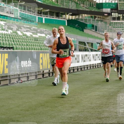 13.09.2026 - 21. swb-Marathon Bremen Michael Burmester http://msf.ph/oto/10447176 13.09.2026 12:46:54 Laufen im Stadion 195, 538, 567, 604, 621, 697, 868, 1017, 1034, 1181, 1241, 1277, 1554, 1863, 2021, 2084, 2087, 2266, 2297, 2538, 2646, 2809, 2889, 3118, 3196, 3284, 3297, 3424, 3520, 3794, 4025, 4110, 4157, 4236, 4239, 4614, 4729, 4777, 4808, 4992, 5024, 5238, 5283, 5674, 5719, 5725, 5803, 5976, 6053, 6686, 6708, 6784, 6815, 6918, 7102, 7336, 7538, 7814, 7871, 8060, 8319, 8325, 8331, 8334, 8621, 8670, 8701, 8756, 8936, 8980, 8983, 9061, 9273, 9495, 9544, 9689, 9813, 9918, 13034, 439 meine-sportfotos.de