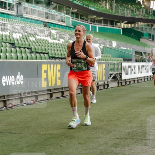 13.09.2026 - 21. swb-Marathon Bremen Michael Burmester http://msf.ph/oto/10447195 13.09.2026 12:46:55 Laufen im Stadion 195, 538, 567, 604, 621, 697, 868, 1017, 1034, 1181, 1241, 1277, 1554, 1863, 2021, 2084, 2087, 2266, 2297, 2538, 2646, 2809, 2889, 3118, 3196, 3284, 3297, 3424, 3520, 3794, 4025, 4110, 4157, 4236, 4239, 4614, 4729, 4777, 4808, 4992, 5024, 5238, 5283, 5674, 5719, 5725, 5803, 5976, 6053, 6686, 6708, 6784, 6815, 6918, 7102, 7336, 7538, 7814, 7871, 8060, 8319, 8325, 8331, 8334, 8621, 8670, 8701, 8756, 8936, 8980, 8983, 9061, 9273, 9495, 9544, 9689, 9813, 9918, 13034, 439 meine-sportfotos.de
