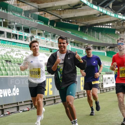 13.09.2026 - 21. swb-Marathon Bremen Michael Burmester http://msf.ph/oto/10447366 13.09.2026 10:29:54 Laufen im Stadion 10162, 10170, 10174, 10183, 10193, 10200, 10218, 10233, 10253, 10267, 10304, 10316, 10334, 10339, 10348, 10359, 10381, 10392, 10421, 10426, 10452, 10467, 10515, 10525, 10537, 10538, 10585, 10588, 10641, 10652, 10709, 10714, 10734, 10739, 10761, 10763, 10764, 10765, 10780, 10808, 10825, 10827, 10835, 10837, 10840, 10862, 10863, 10876, 10884, 10886, 10887, 10906, 10910, 10923, 10966, 10984, 10993, 11002, 11005, 11007, 11018, 11035, 11038, 11058, 11109 meine-sportfotos.de