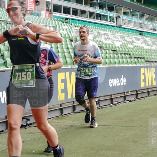 13.09.2026 - 21. swb-Marathon Bremen Michael Burmester http://msf.ph/oto/10447646 13.09.2026 13:08:35 Laufen im Stadion 132, 156, 383, 489, 532, 549, 551, 563, 607, 625, 682, 800, 808, 809, 813, 834, 846, 884, 911, 1025, 1072, 1124, 1150, 1173, 1189, 1210, 1285, 1289, 1322, 1364, 1387, 1395, 1398, 1532, 1559, 1600, 1688, 1831, 1841, 1854, 1880, 1899, 1926, 2003, 2041, 2070, 2208, 2215, 2229, 2243, 2283, 2318, 2366, 2380, 2405, 2413, 2429, 2441, 2467, 2492, 2565, 2611, 2635, 2692, 2727, 2731, 2755, 2782, 2802, 2823, 2831, 2841, 2866, 2897, 2911, 2930, 2931, 2941, 2949, 2960, 3327, 3437 meine-sportfotos.de