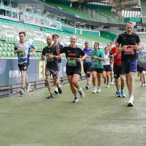 13.09.2026 - 21. swb-Marathon Bremen Michael Burmester http://msf.ph/oto/10447712 13.09.2026 13:08:38 Laufen im Stadion 132, 383, 489, 532, 549, 551, 563, 607, 625, 682, 800, 808, 809, 813, 834, 846, 884, 911, 1025, 1072, 1124, 1150, 1173, 1189, 1210, 1285, 1289, 1322, 1364, 1387, 1395, 1398, 1532, 1559, 1600, 1688, 1831, 1841, 1854, 1880, 1899, 1926, 2003, 2041, 2070, 2208, 2215, 2229, 2243, 2283, 2366, 2380, 2405, 2413, 2429, 2441, 2467, 2492, 2565, 2611, 2635, 2692, 2727, 2731, 2755, 2782, 2802, 2823, 2831, 2841, 2866, 2897, 2930, 2931, 2941, 2949, 3327, 3437 meine-sportfotos.de