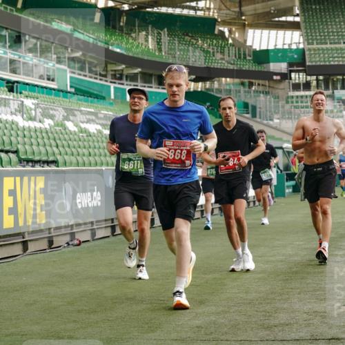 13.09.2026 - 21. swb-Marathon Bremen Michael Burmester http://msf.ph/oto/10447774 13.09.2026 12:47:13 Laufen im Stadion 195, 384, 538, 567, 604, 621, 697, 868, 1034, 1181, 1241, 1554, 1863, 2021, 2084, 2087, 2266, 2297, 2538, 2646, 2809, 2889, 2956, 3118, 3196, 3242, 3284, 3297, 3424, 3466, 3520, 3794, 4025, 4236, 4239, 4614, 4729, 4777, 4808, 4992, 5024, 5238, 5283, 5674, 5719, 5725, 5803, 5976, 6025, 6053, 6686, 6708, 6784, 6815, 7102, 7336, 7538, 7814, 7871, 8060, 8319, 8325, 8331, 8334, 8611, 8621, 8670, 8701, 8756, 8980, 8983, 9061, 9495, 9544, 9689, 9813, 9918, 13034, 439 meine-sportfotos.de