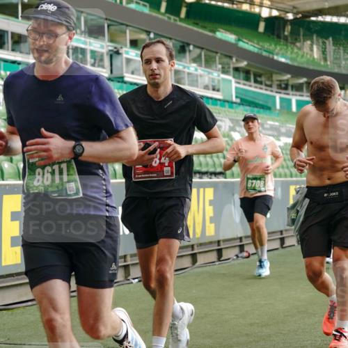 13.09.2026 - 21. swb-Marathon Bremen Michael Burmester http://msf.ph/oto/10447866 13.09.2026 12:47:15 Laufen im Stadion 195, 384, 538, 567, 604, 621, 697, 868, 1034, 1181, 1241, 1554, 2021, 2087, 2266, 2297, 2538, 2646, 2809, 2889, 2956, 3118, 3196, 3242, 3284, 3297, 3424, 3466, 3520, 3794, 4025, 4236, 4239, 4614, 4729, 4777, 4808, 4992, 5024, 5238, 5283, 5674, 5719, 5725, 5803, 5976, 6025, 6053, 6686, 6708, 6784, 6815, 7102, 7538, 7814, 7871, 8060, 8319, 8325, 8331, 8334, 8611, 8621, 8670, 8701, 8756, 8980, 8983, 9061, 9495, 9544, 9689, 9813, 9918, 13034, 439 meine-sportfotos.de