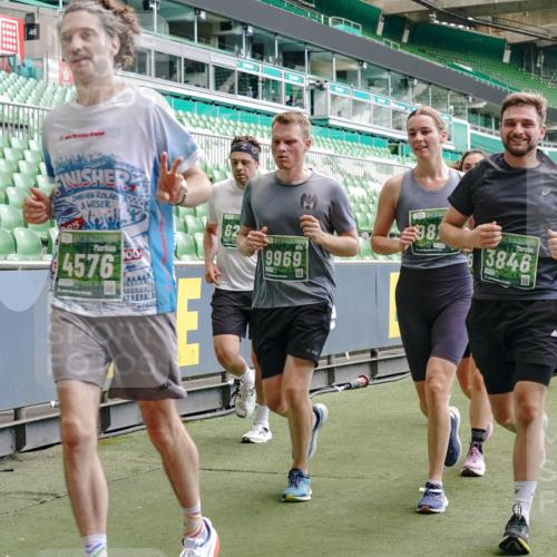 13.09.2026 - 21. swb-Marathon Bremen Michael Burmester http://msf.ph/oto/10448091 13.09.2026 13:08:43 Laufen im Stadion 383, 489, 532, 549, 551, 563, 607, 625, 682, 800, 808, 809, 813, 846, 884, 898, 911, 1025, 1072, 1124, 1150, 1173, 1189, 1210, 1285, 1289, 1322, 1364, 1387, 1395, 1398, 1532, 1559, 1600, 1688, 1831, 1841, 1854, 1880, 1899, 2003, 2041, 2070, 2208, 2215, 2229, 2243, 2283, 2366, 2380, 2405, 2413, 2429, 2441, 2467, 2471, 2492, 2565, 2611, 2635, 2692, 2727, 2731, 2755, 2782, 2802, 2823, 2831, 2841, 2866, 2897, 2930, 2931, 2941, 2949, 3316, 3327, 3437, 3707 meine-sportfotos.de