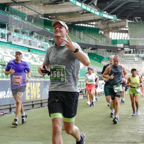 13.09.2026 - 21. swb-Marathon Bremen Michael Burmester http://msf.ph/oto/10448170 13.09.2026 13:08:45 Laufen im Stadion 383, 391, 489, 532, 549, 551, 563, 607, 625, 682, 800, 808, 809, 813, 846, 884, 898, 911, 1025, 1072, 1124, 1150, 1173, 1189, 1210, 1285, 1289, 1322, 1364, 1387, 1395, 1398, 1532, 1559, 1600, 1688, 1831, 1841, 1854, 1880, 1899, 2003, 2041, 2208, 2215, 2229, 2243, 2283, 2366, 2380, 2405, 2413, 2429, 2441, 2467, 2471, 2492, 2565, 2611, 2635, 2692, 2727, 2755, 2782, 2802, 2823, 2831, 2841, 2866, 2897, 2930, 2931, 2941, 2949, 3316, 3327, 3437, 3707 meine-sportfotos.de