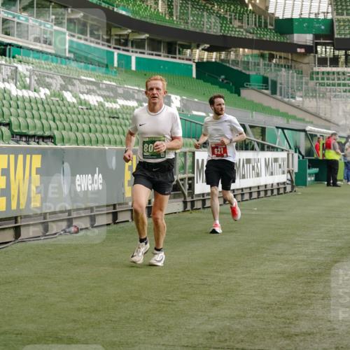 13.09.2026 - 21. swb-Marathon Bremen Michael Burmester http://msf.ph/oto/10448282 13.09.2026 12:47:31 Laufen im Stadion 382, 384, 538, 567, 604, 621, 697, 868, 889, 1034, 1181, 1554, 1872, 1925, 2021, 2087, 2266, 2538, 2646, 2809, 2956, 3118, 3196, 3242, 3284, 3297, 3424, 3466, 3520, 3794, 3910, 4025, 4236, 4239, 4614, 4712, 4729, 4777, 4808, 4992, 5024, 5238, 5283, 5674, 5725, 5803, 5976, 6025, 6053, 6058, 6686, 6708, 6784, 6815, 7102, 7399, 7538, 7803, 7814, 7871, 8060, 8334, 8611, 8621, 8670, 8701, 8706, 8980, 8981, 8983, 9010, 9061, 9544, 9689, 9813, 9918, 13034 meine-sportfotos.de