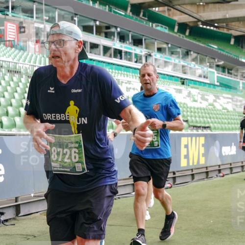 13.09.2026 - 21. swb-Marathon Bremen Michael Burmester http://msf.ph/oto/10448362 13.09.2026 13:08:49 Laufen im Stadion 383, 391, 489, 532, 549, 551, 563, 625, 682, 800, 808, 809, 813, 884, 898, 911, 1025, 1072, 1124, 1150, 1173, 1210, 1285, 1289, 1322, 1364, 1395, 1398, 1532, 1559, 1688, 1831, 1854, 1880, 1899, 2003, 2041, 2208, 2215, 2229, 2243, 2283, 2366, 2380, 2405, 2413, 2429, 2441, 2467, 2471, 2492, 2525, 2565, 2611, 2635, 2692, 2727, 2755, 2782, 2802, 2823, 2831, 2841, 2866, 2897, 2930, 2931, 2941, 2949, 3032, 3316, 3327, 3333, 3398, 3437, 3707, 109 meine-sportfotos.de