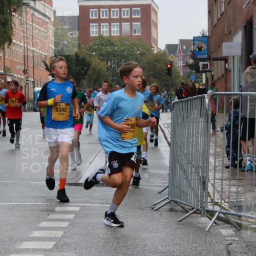 13.09.2026 - Kiel Lauf Markus Tischler http://msf.ph/oto/10448455 13.09.2026 08:52:49 Fleethörn 4291, 8819, 38, 5342, 98 meine-sportfotos.de
